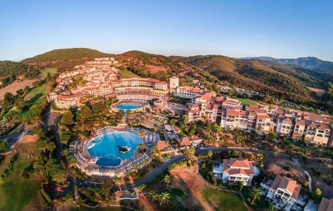 Saint-Raphael- Vue Mer Et Massif De L'Esterel Εξωτερικό φωτογραφία