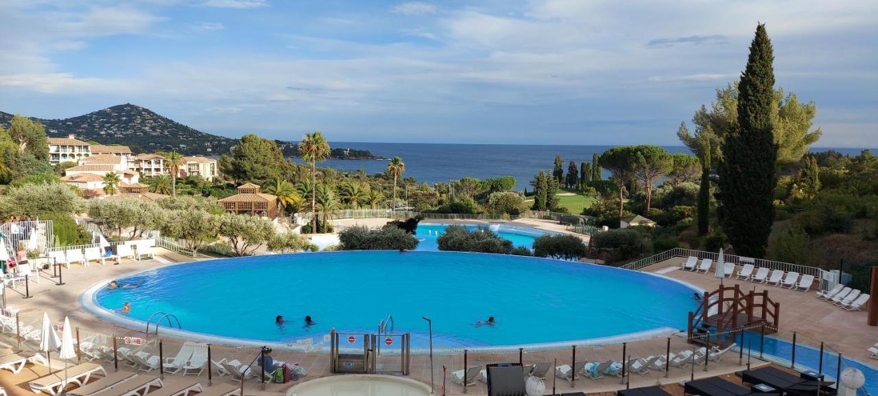 Saint-Raphael- Vue Mer Et Massif De L'Esterel Εξωτερικό φωτογραφία